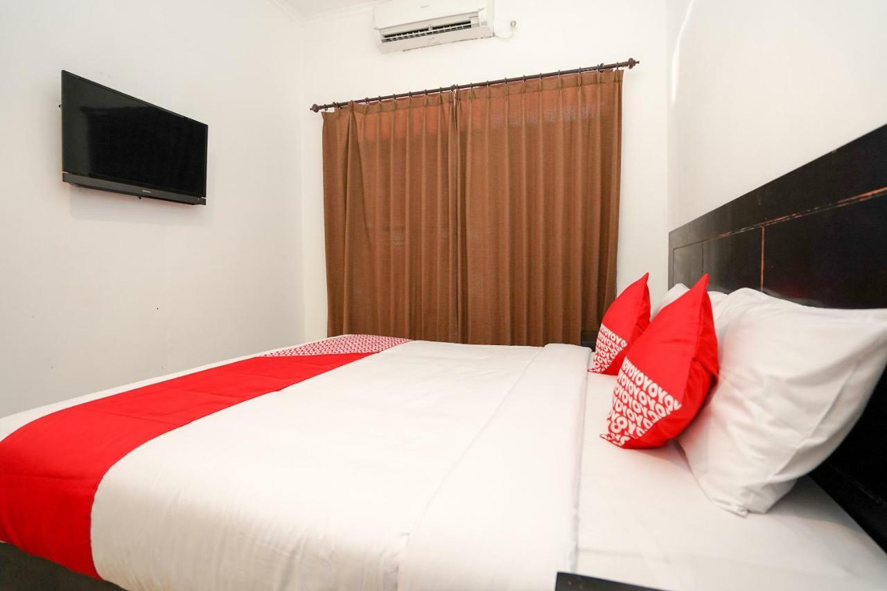 Oyo 969 Penginapan Darma I Surabaya Exteriör bild